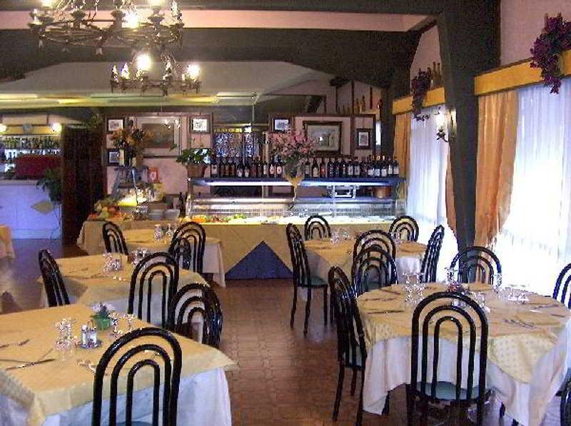 Ai Ronchi Motor Hotel Бреша Ресторант снимка