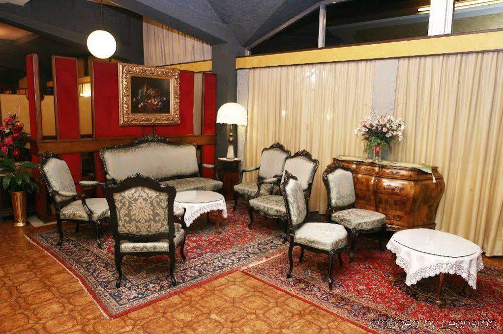 Ai Ronchi Motor Hotel Бреша Интериор снимка
