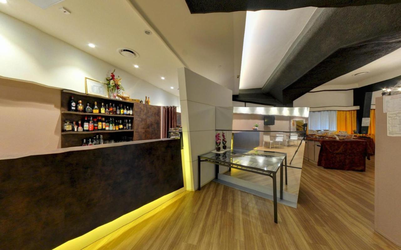 Ai Ronchi Motor Hotel Бреша Екстериор снимка